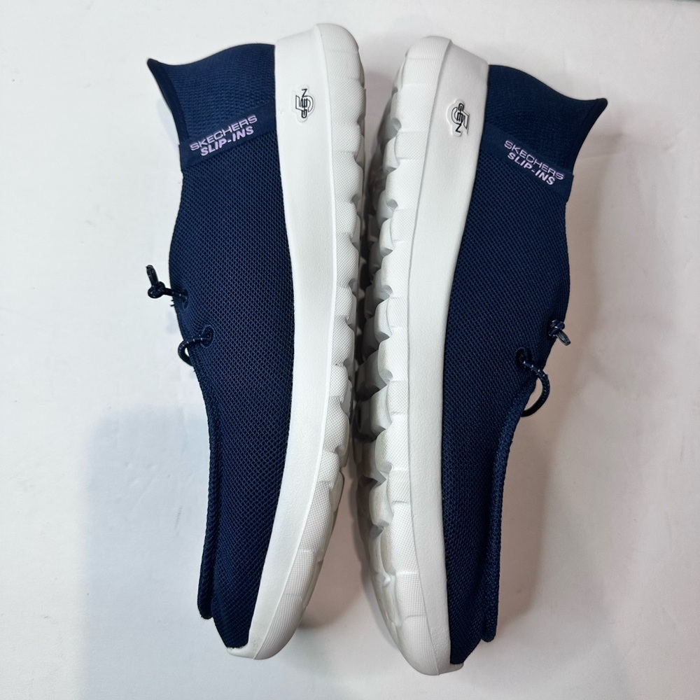 Skechers women’s  Navy Slip-On Loafers - Picture 2 of 7
